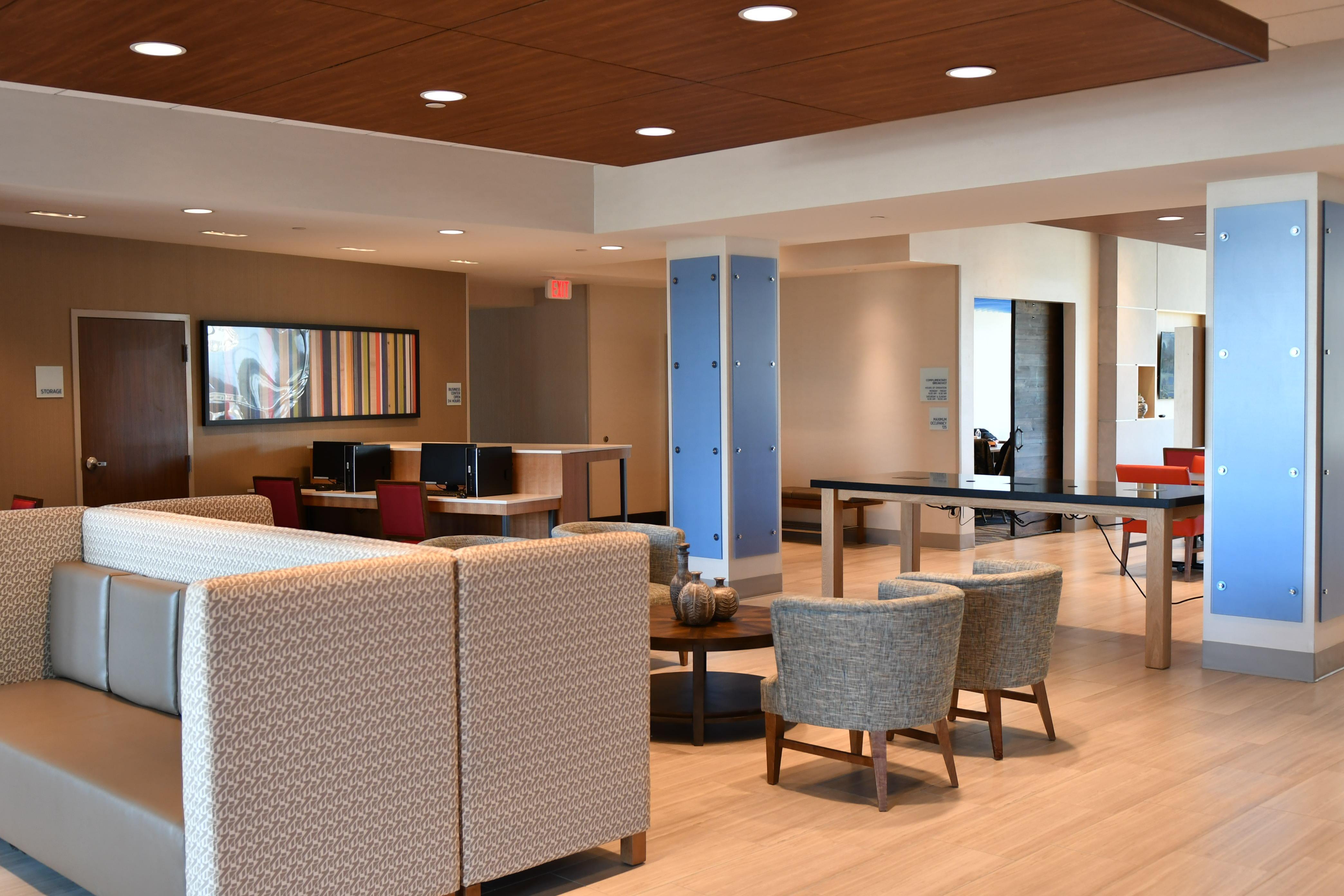 Holiday Inn Express & Suites - Romeoville - Joliet North By Ihg Exterior photo