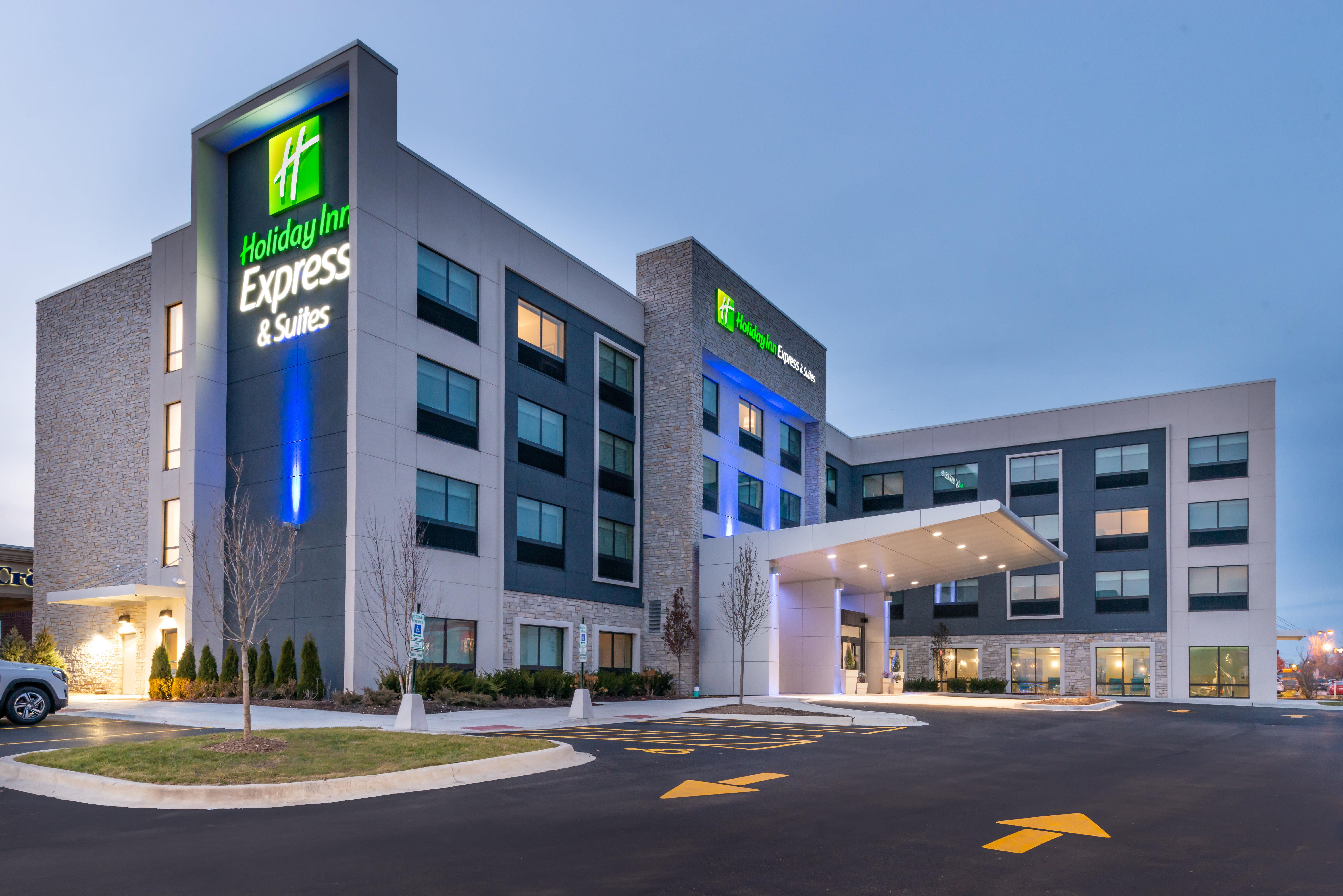 Holiday Inn Express & Suites - Romeoville - Joliet North By Ihg Exterior photo