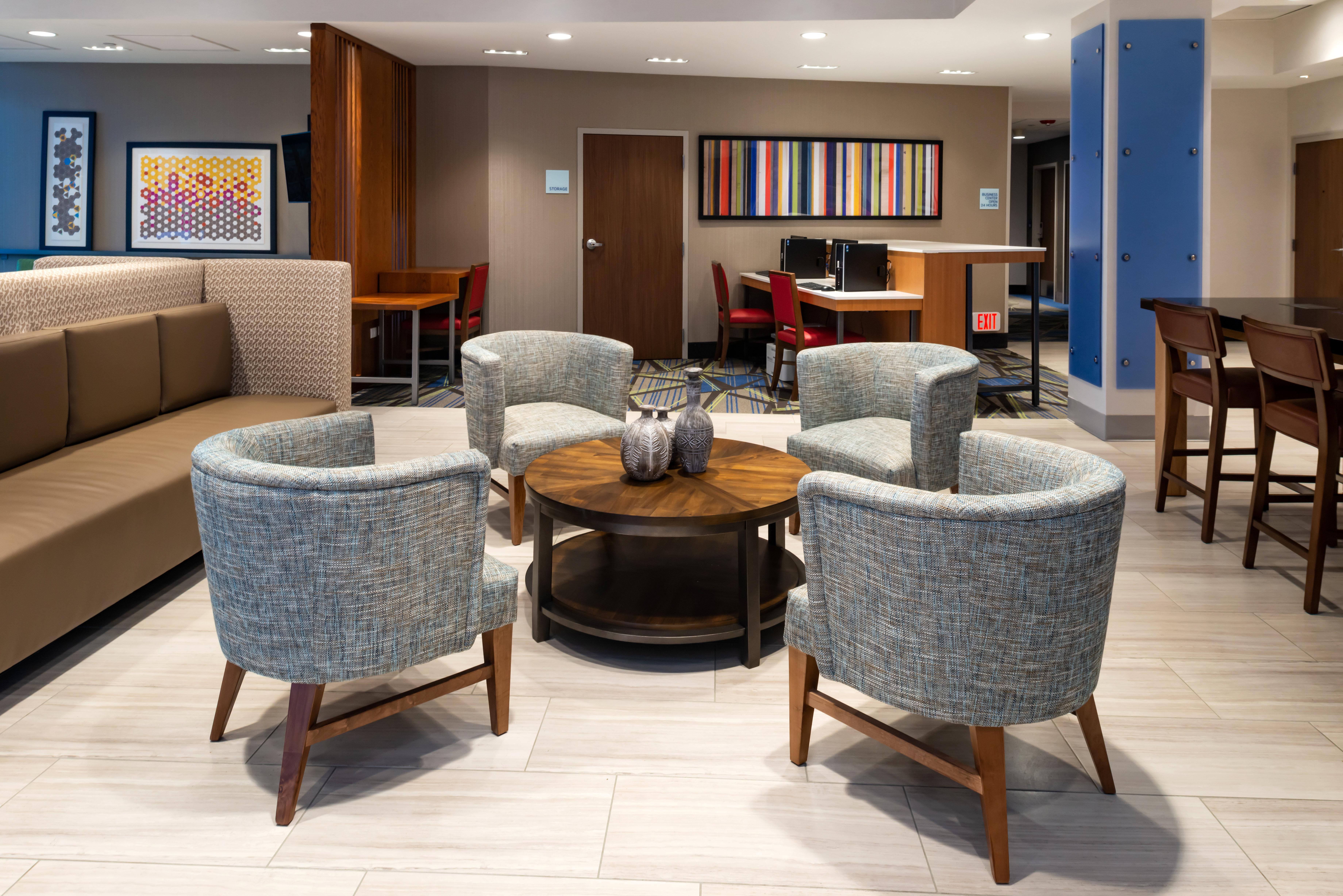 Holiday Inn Express & Suites - Romeoville - Joliet North By Ihg Exterior photo